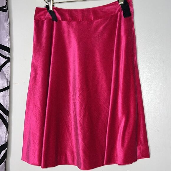 Kenneth Cole, New York, fuchsia velour A-line skirt, size 2 - Picture 5 of 9